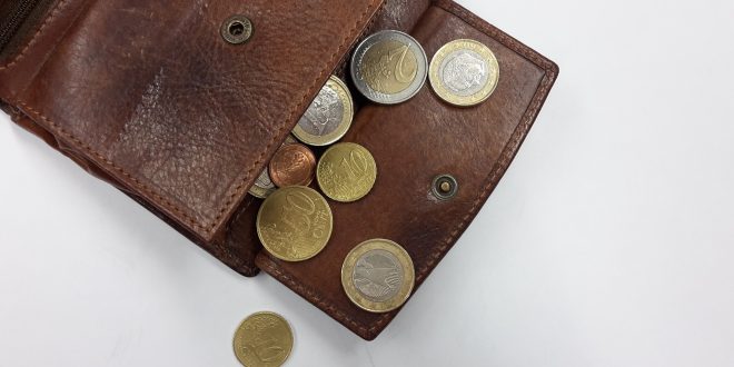 purse-1359848_1920-660x330